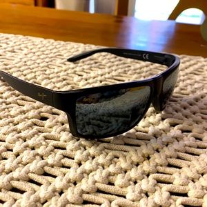 Maui Jim Sunglasses. Style: Pohaku polarized